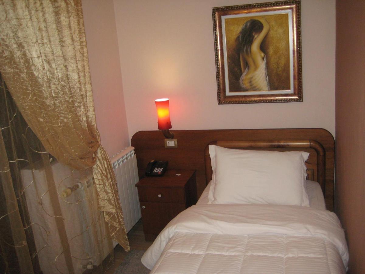 Drini Hotel Rrashbull Exterior foto
