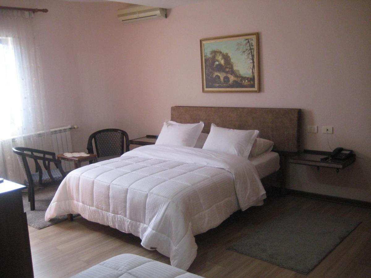 Drini Hotel Rrashbull Exterior foto