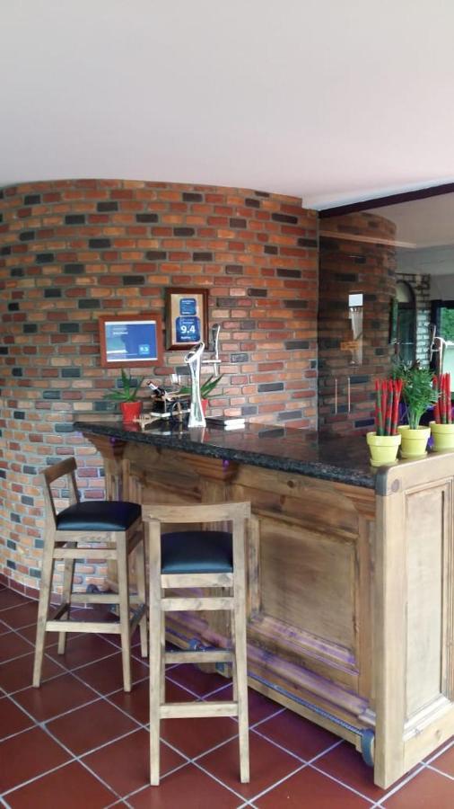 Drini Hotel Rrashbull Exterior foto